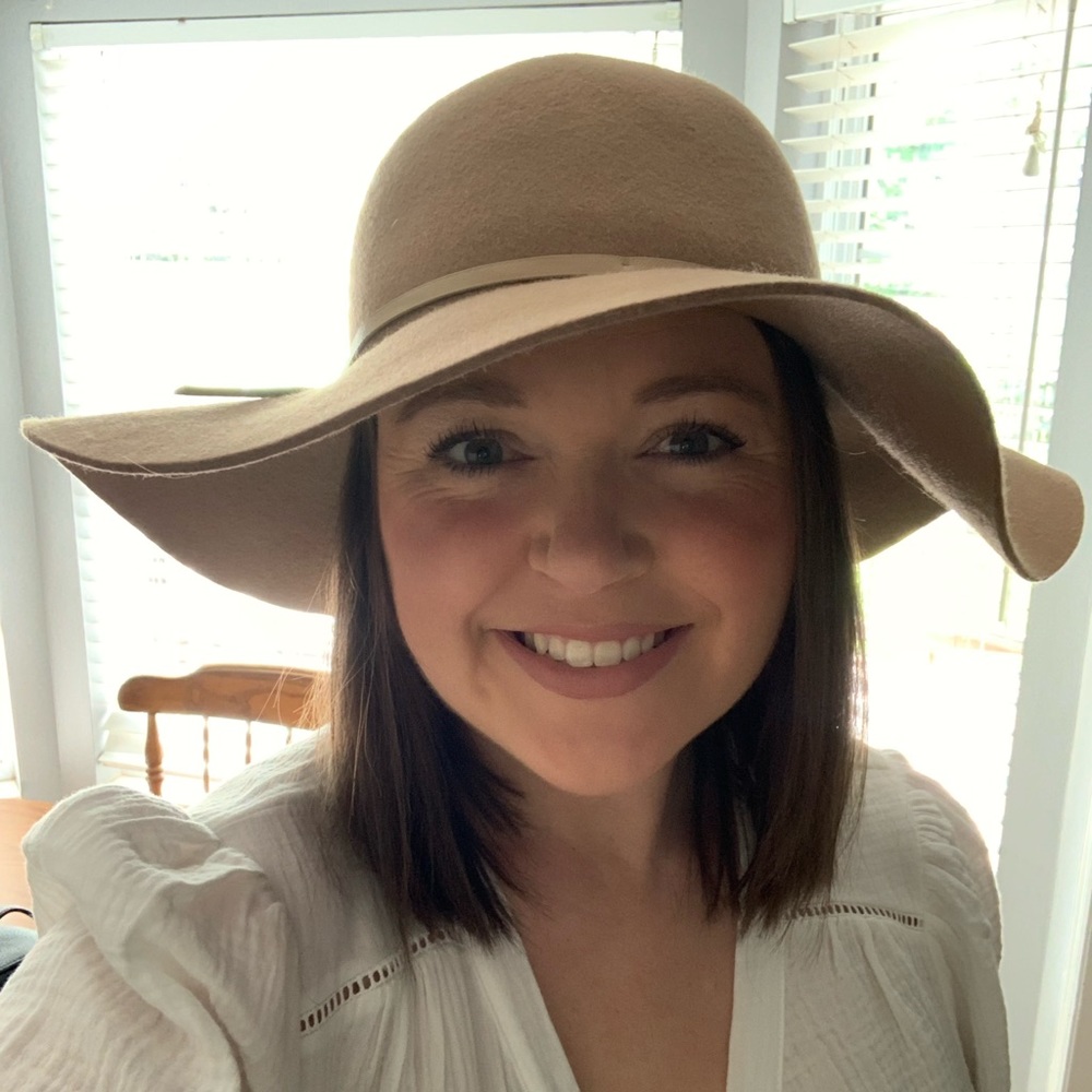 Meet your Posher, Erin